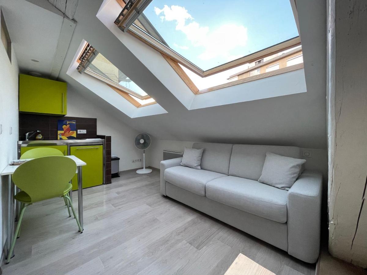 Studio Sous Les Toits Annecy Centre-Ville Exterior photo